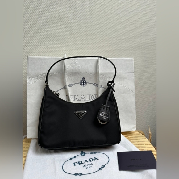 Prada Re-Edition 2005 Re-Nylon and Saffiano mini bag - Picture 1 of 13